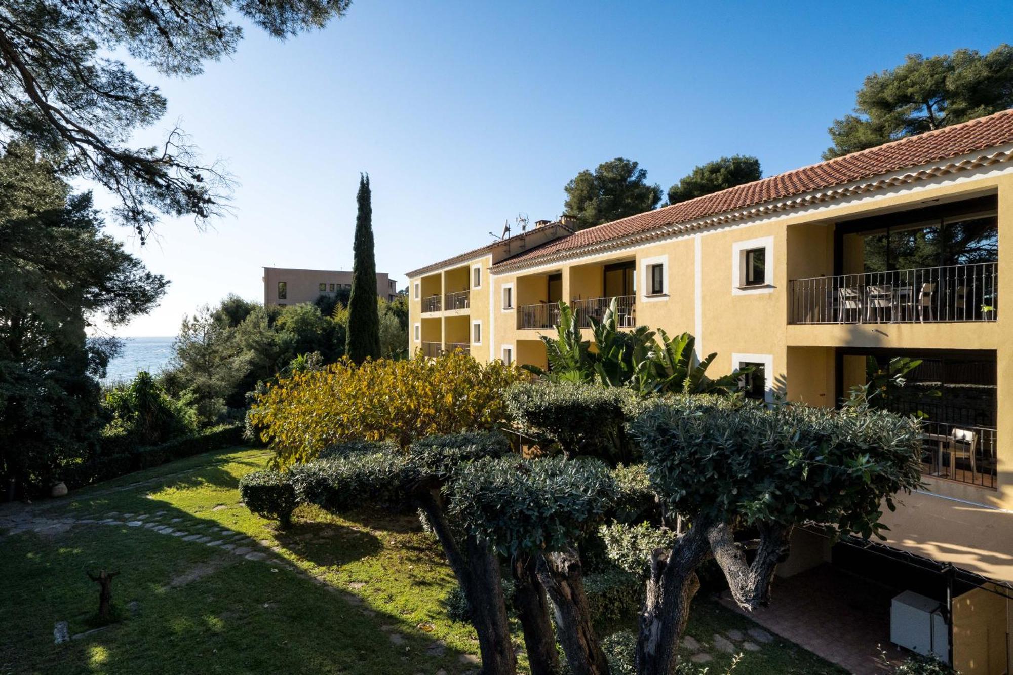 Le Rayol-Canadel-sur-Mer La Residence Du Bailli المظهر الخارجي الصورة