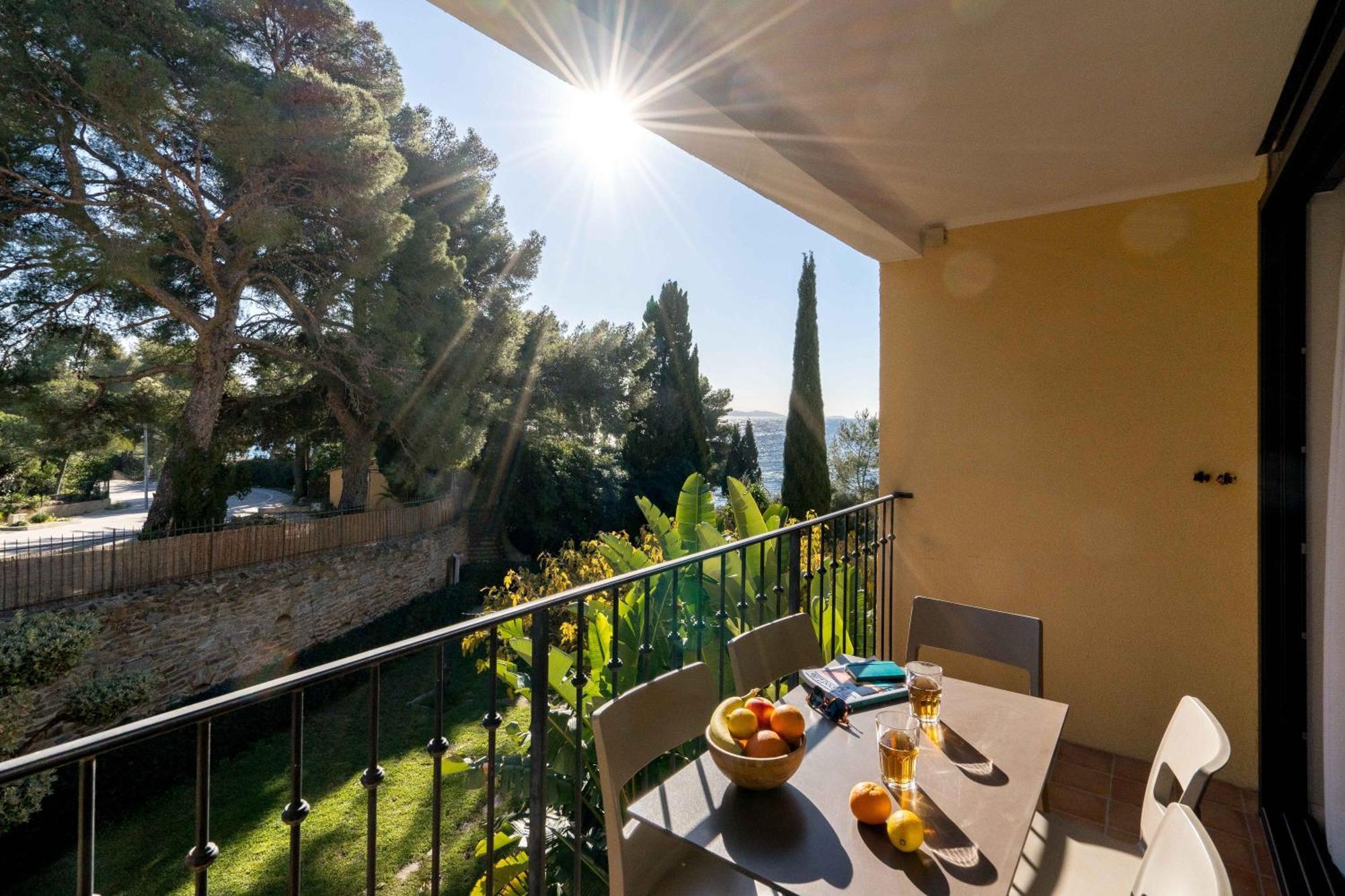 Le Rayol-Canadel-sur-Mer La Residence Du Bailli المظهر الخارجي الصورة